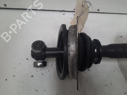 Used Left front driveshaft Left front driveshaft RENAULT LAGUNA I (B56_, 556_) 1.6 16V (B568, B561) (107 hp) 28784958 28784958