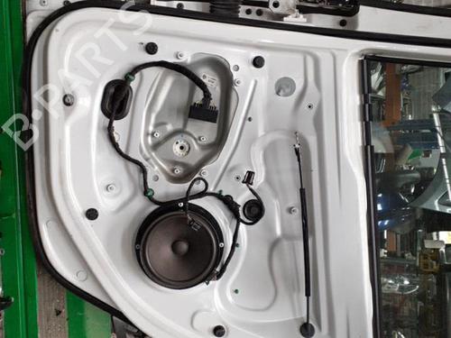 Used Rear right window mechanism VW GOLF V (1K1) 2.0 TDI (170 hp) 28776884