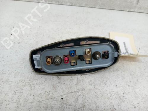 antennabase-jaguar-xe-x760-2015-28783920 main image