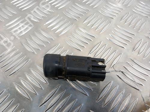 Used Warning switch Warning switch FORD TRANSIT Platform/Chassis (FM_ _, FN_ _) 2.0 TDCi (F_E_, F_F_) (125 hp) 28738078 28738078