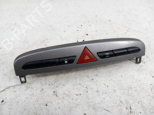 Used Warning switch PEUGEOT 308 I (4A_, 4C_) 1.6 HDi (92 hp) 28738351