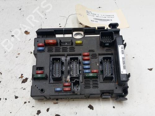 Sikringsdåse PEUGEOT 206 Hatchback (2A/C) 1.4 i | BP28793838E1