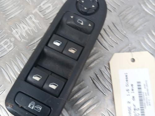 Used Left front window switch PEUGEOT 308 I (4A_, 4C_) 1.6 HDi (92 hp) 28745749