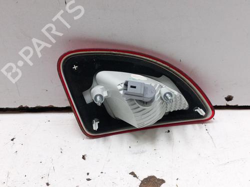 Venstre baklys, luke RENAULT TWINGO II (CN0_) 1.2 16V (CN04, CN0B) (75 hp) 28778052
