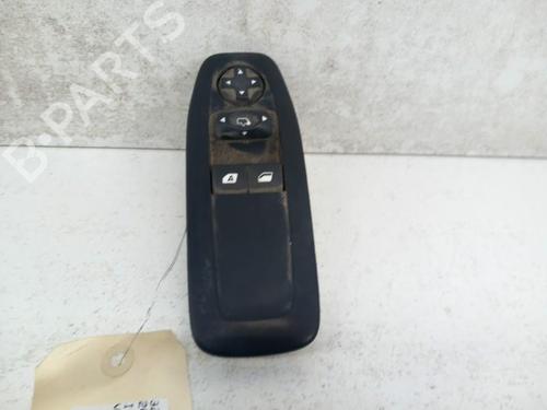 Used Left front window switch Left front window switch PEUGEOT 208 I (CA_, CC_) 1.6 HDi / BlueHDi 75 (75 hp) 28768488 28768488