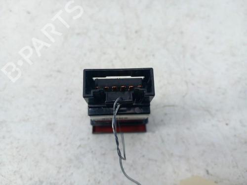 Used Warning switch Warning switch HYUNDAI ix35 (LM, EL, ELH) 1.6 (135 hp) 28740372 28740372