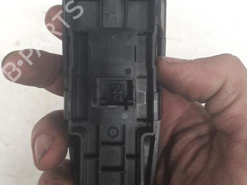 Used Right rear window switch CITROËN C4 Grand Picasso I (UA_) 1.6 HDi (109 hp) 28750549