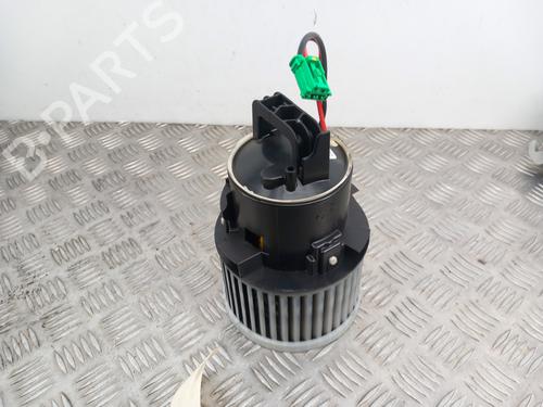 Used Heater blower motor PEUGEOT 308 II (LB_, LP_, LW_, LH_, L3_) 1.6 BlueHDi 120 (120 hp) 28757325