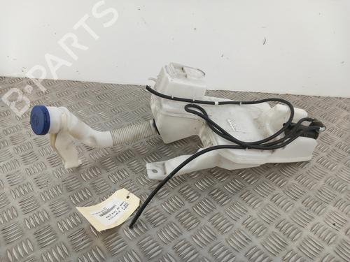 Used Windscreen washer tank PEUGEOT 208 II (UB_, UP_, UW_, UJ_) e-208 (136 hp) 29844015