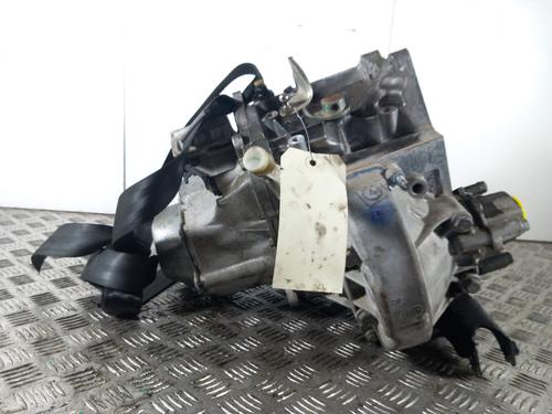 Used Gearbox Gearbox PEUGEOT 2008 I (CU_) 1.5 BlueHDI 120 (120 hp) 28735382 28735382