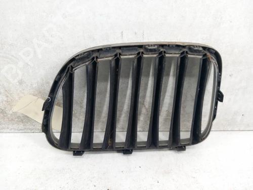 Used Grille BMW X1 (E84) xDrive 18 d (143 hp) 28746377