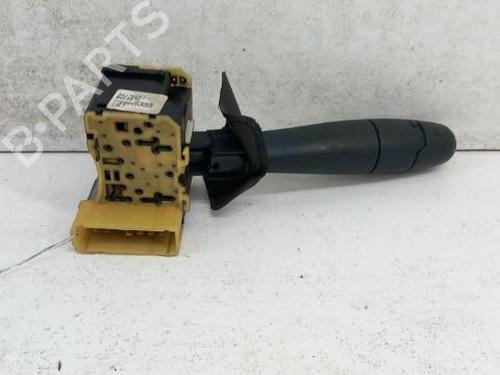 Used Steering column stalk RENAULT MEGANE I (BA0/1_) 1.4 e (BA0E, BA0V) (75 hp) 28768845