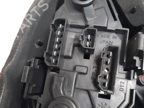 right-taillight-seat-leon-1m1-1999-2000-2001-2002-2003-2004-2005-2006-28790853 main image