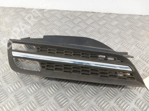Used Grille NISSAN MICRA III (K12) 1.5 dCi (65 hp) 29147013