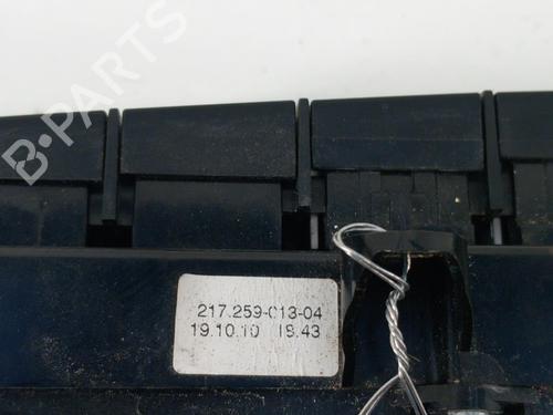 Used Warning switch Warning switch MERCEDES-BENZ VITO Bus (W639) 116 CDI (639.701, 639.703, 639.705) (163 hp) 28788692 28788692