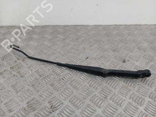 Used Front windshield wiper arm VW POLO III (6N1) 60 1.4 (60 hp) 31610875