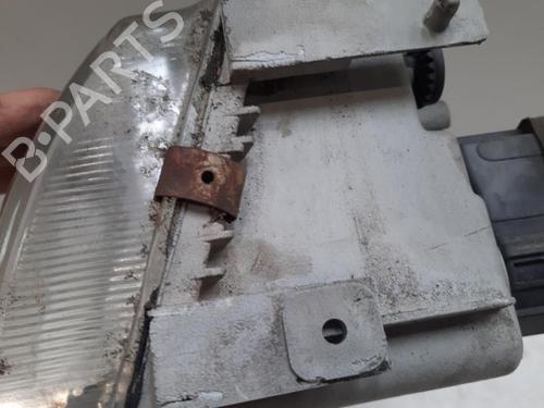 Used Left headlight FIAT PUNTO (176_) 60 1.2 (176AP, 176AR, 176AQ, 176BB) (60 hp) 28759612