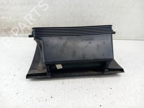 Used Glove box FORD FIESTA VII (HJ, HF) 1.0 EcoBoost (95 hp) 28768007