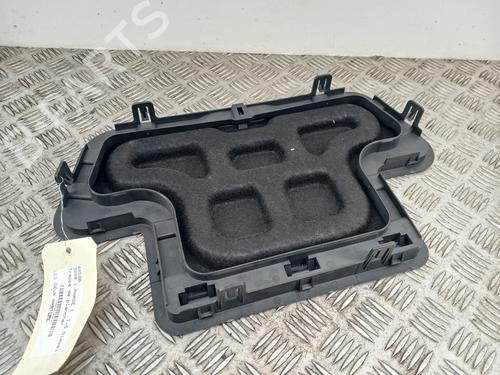Used Luggage compartment floor Luggage compartment floor PEUGEOT 3008 I MPV (0U_) 1.6 HDi (114 hp) 33199838 33199838
