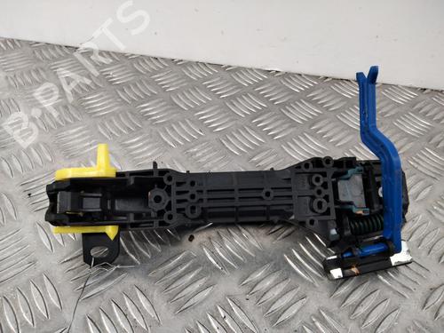 rear-left-exterior-door-handle-toyota-verso-_r2_-2009-2010-2011-2012-2013-2014-2015-2016-2017-2018-28779458 main image