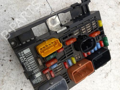 Used Fuse box CITROËN C5 III (RD_) 2.2 HDi 200 (RD4HLA) (204 hp) 28745796