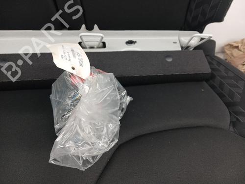 Rear seat RENAULT CLIO IV (BH_) 0.9 TCe 75 (BHNP) | BP32064749C17