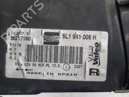 Used Right headlight Right headlight SEAT CORDOBA (6L2) 1.4 TDI (70 hp) 28788442 28788442