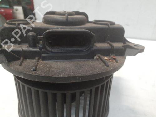 Used Heater blower motor RENAULT TRAFIC II Bus (JL) 1.9 dCI 80 (JL0B) (82 hp) 28750572
