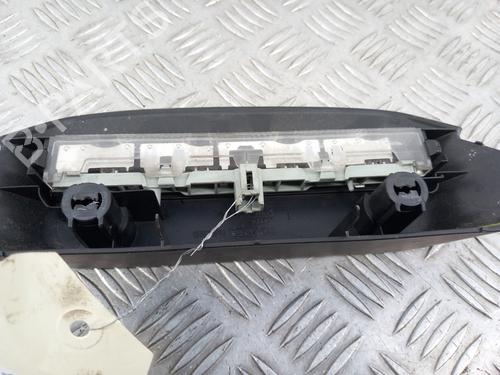 Used Third brake light Third brake light TOYOTA YARIS (_P9_) 1.0 VVT-i (KSP90_, KSP90R) (69 hp) 31629107 31629107