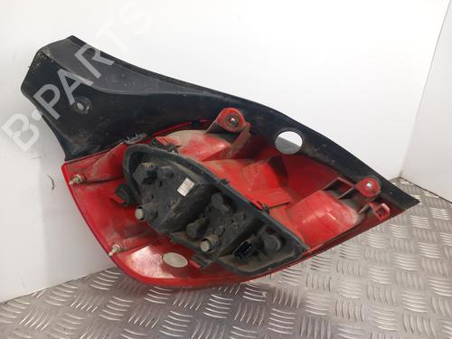 Right taillight RENAULT CLIO III (BR0/1, CR0/1) 1.5 dCi (BR17, CR17) | BP28740019C35 