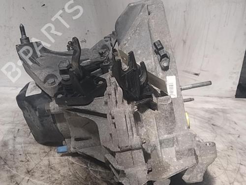 Used Gearbox RENAULT TWINGO II (CN0_) 1.5 dCi (CN0E) (64 hp) 28775584