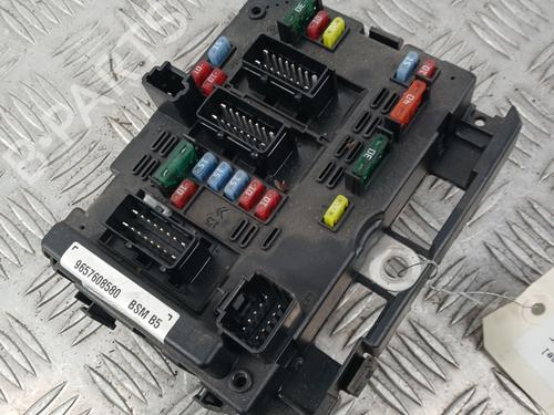 Used Fuse box PEUGEOT 206 Hatchback (2A/C) 1.4 HDi eco 70 (68 hp) 30392326
