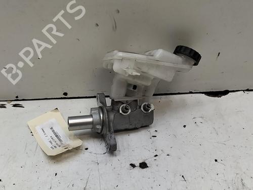 Used Brake master cylinder PEUGEOT 3008 II SUV (MC_, MR_, MJ_, M4_) 2.0 BlueHDi 150 (MJAHXH, MJAHXV, MJAHXG, MJAHSH, MJAHRH,... (150 hp) 28794088