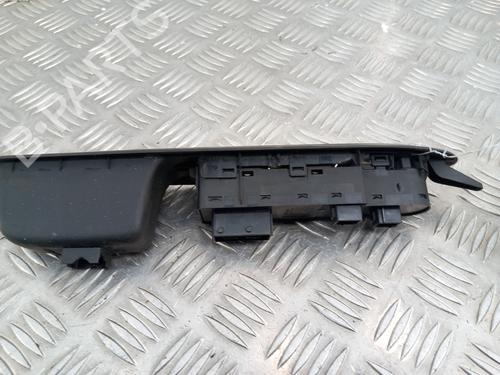 Used Left front window switch Left front window switch CITROËN C4 II (NC_) 1.6 HDi 115 (114 hp) 28779506 28779506