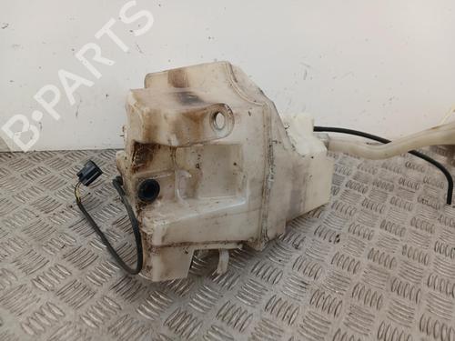 Used Windscreen washer tank Windscreen washer tank VOLVO XC90 I (275) D5 AWD (185 hp) 40444663 40444663