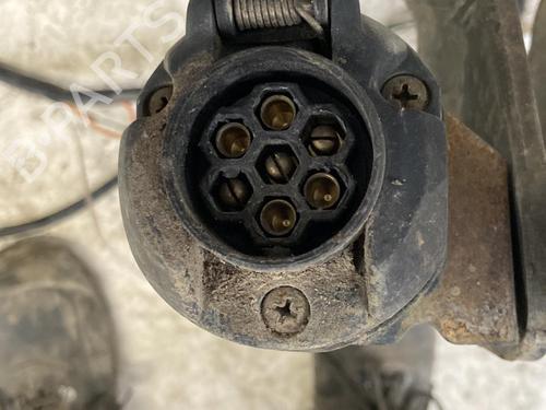 Used Tow ball/Mechanism NISSAN X-TRAIL I (T30) 2.2 dCi 4x4 (136 hp) 28784759