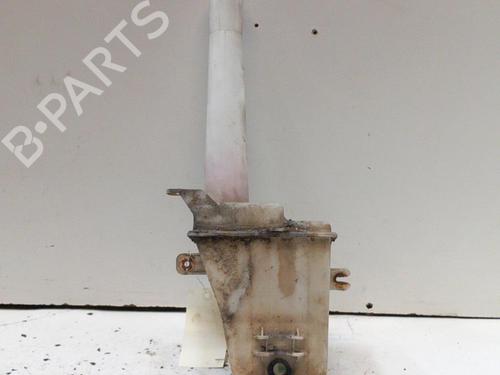 Windscreen washer tank HYUNDAI SANTA FÉ I (SM) 2.0 CRDi 4x4 | BP28778306C113 