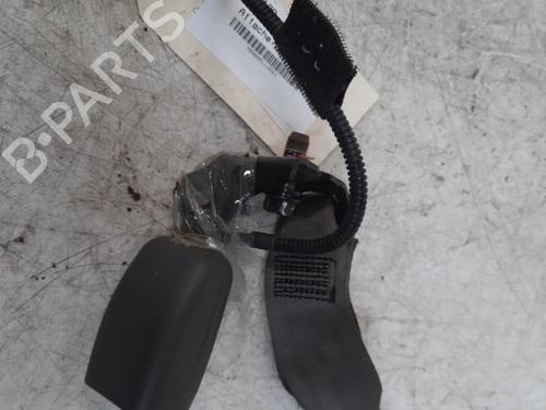 Used Seat buckle KIA SPORTAGE III (SL) 2.0 CRDi (136 hp) 28763477