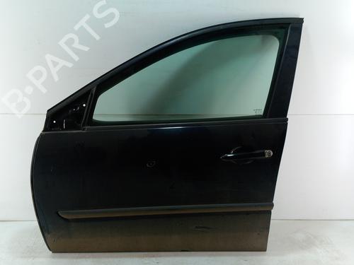 Used Left front door RENAULT LAGUNA III Grandtour (KT0/1) 1.5 dCi (KT0A, KT0R, KT02) (110 hp) 28788560
