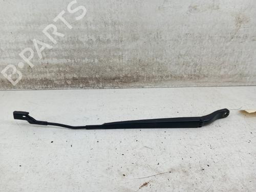 Used Front windshield wiper arm PEUGEOT 208 II (UB_, UP_, UW_, UJ_) 1.5 BlueHDI 100 (102 hp) 28743355