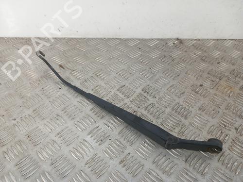 Used Front windshield wiper arm OPEL AGILA A (H00) 1.3 CDTI (F68) (70 hp) 29607492