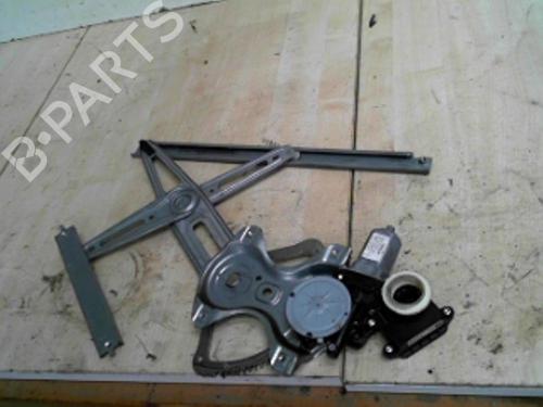 Used Front left window mechanism TOYOTA YARIS (_P9_) 1.4 D-4D (NLP90_, NLP90R) (90 hp) 28754801