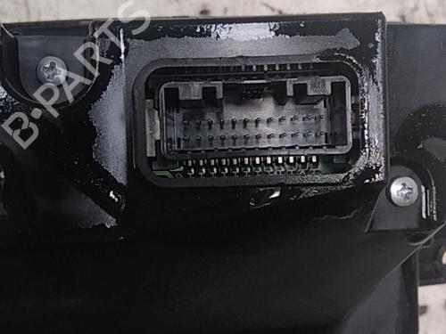 Used Display monitor Display monitor MAZDA 3 Saloon (BL) 1.6 MZR CD (BL14) (116 hp) 28764442 28764442