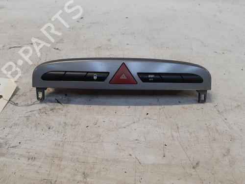 Used Warning switch PEUGEOT 308 SW I (4E_, 4H_) 1.6 HDi (109 hp) 28772608