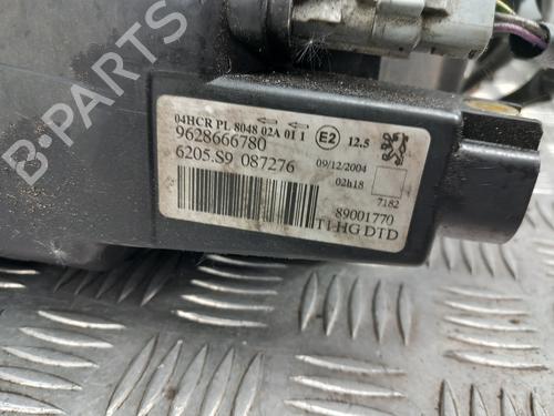Used Right headlight Right headlight PEUGEOT 206 Hatchback (2A/C) [1998-2012] 33829114 33829114