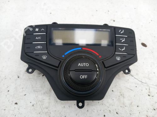 Used Climate control HYUNDAI i30 (FD) 1.6 CRDi (90 hp) 28737884