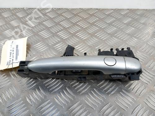 Türgriff hinten links außen für RENAULT MEGANE II (BM0/1_, CM0/1_) 1.5 dCi (BM1E, CM1E) (106 hp) 28739403