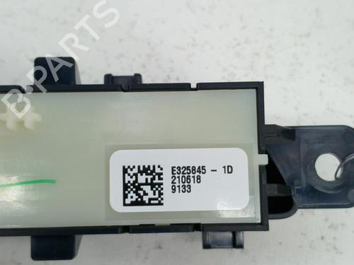 warning-switch-dacia-sandero-iii-2021-28751229 main image