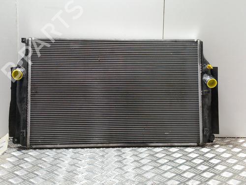 Used Water radiator TOYOTA RAV 4 III (_A3_) 2.2 D 4WD (ALA30_, ALA30R) (136 hp) 28751147