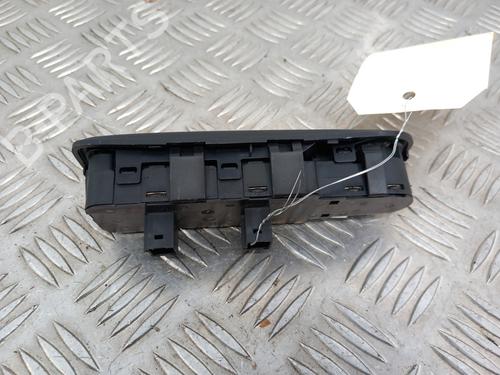 Left front window switch CITROËN C4 Picasso I MPV (UD_) 2.0 i 16V | BP30619177I27